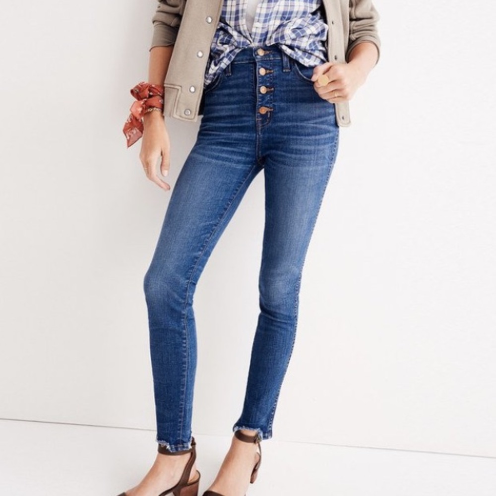 Madewell size 26 button front high rise jeans!